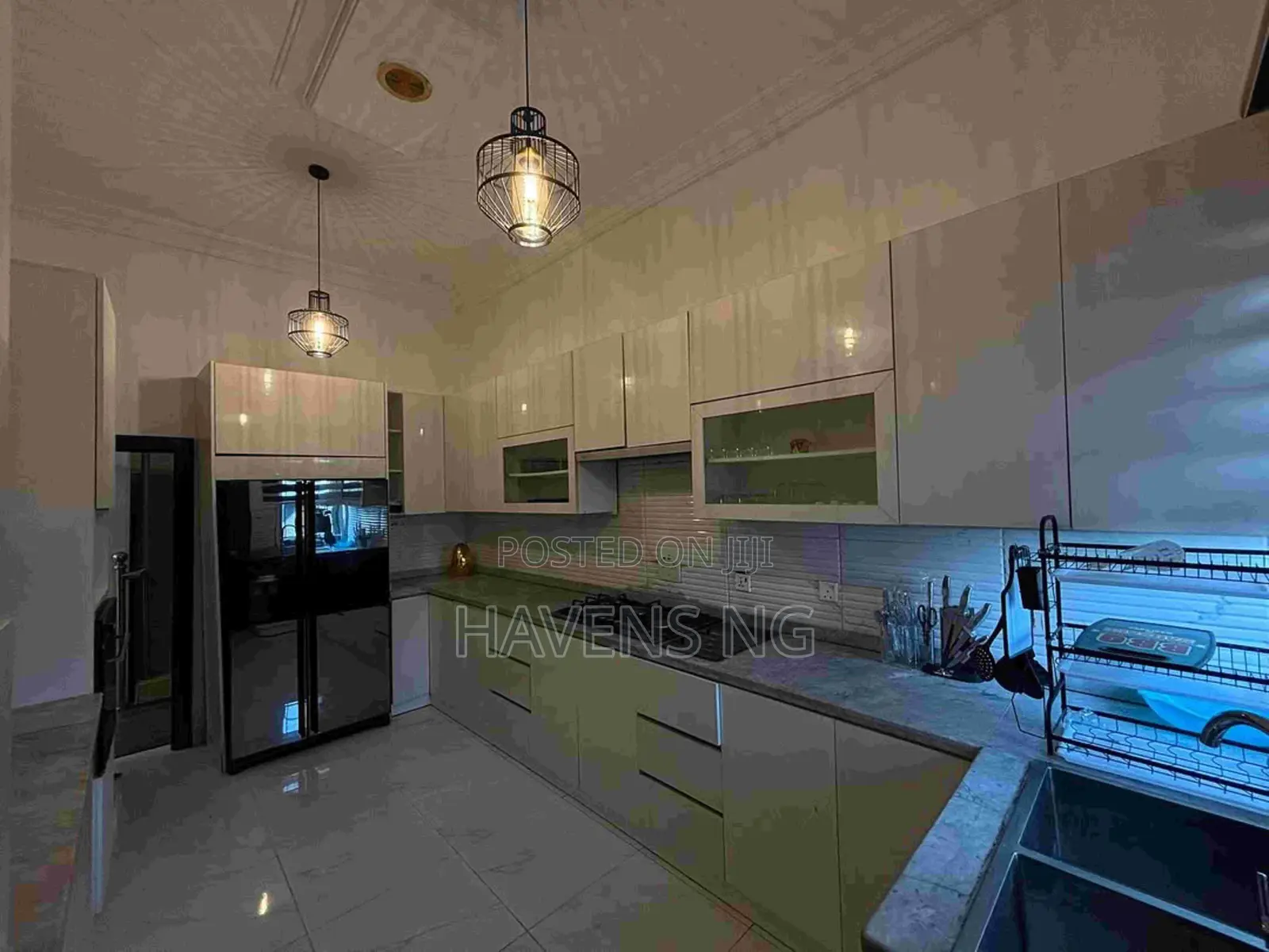 4-Bedroom Duplex With Self Compound in Lekki Phase 1
