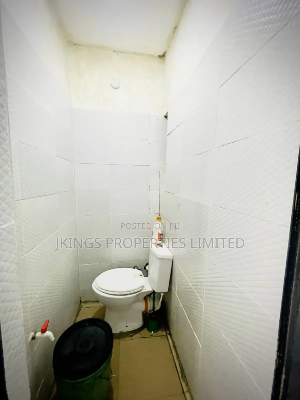 2bdrm Block of Flats in Aguda / Surulere for rent in Aguda / Surulere