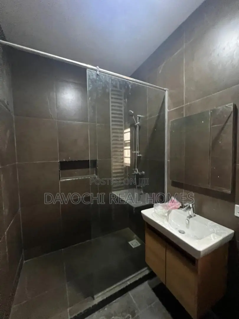 3bdrm Apartment in Ikate Elegushi for rent in Ikate-Elegushi