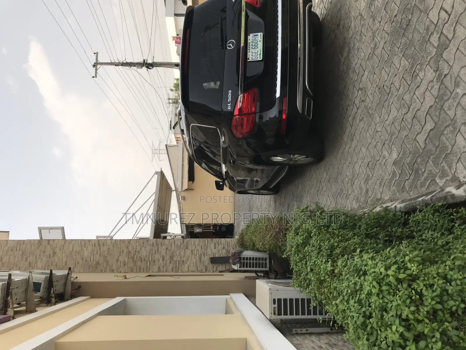 3bedroom Apertment for Rent for an Office in Lekki Expressway