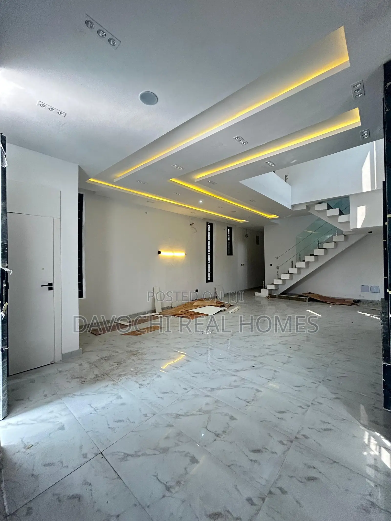 Furnished 5bdrm Duplex in Idado, Lekki Phase1 for sale in Lekki Phase 1