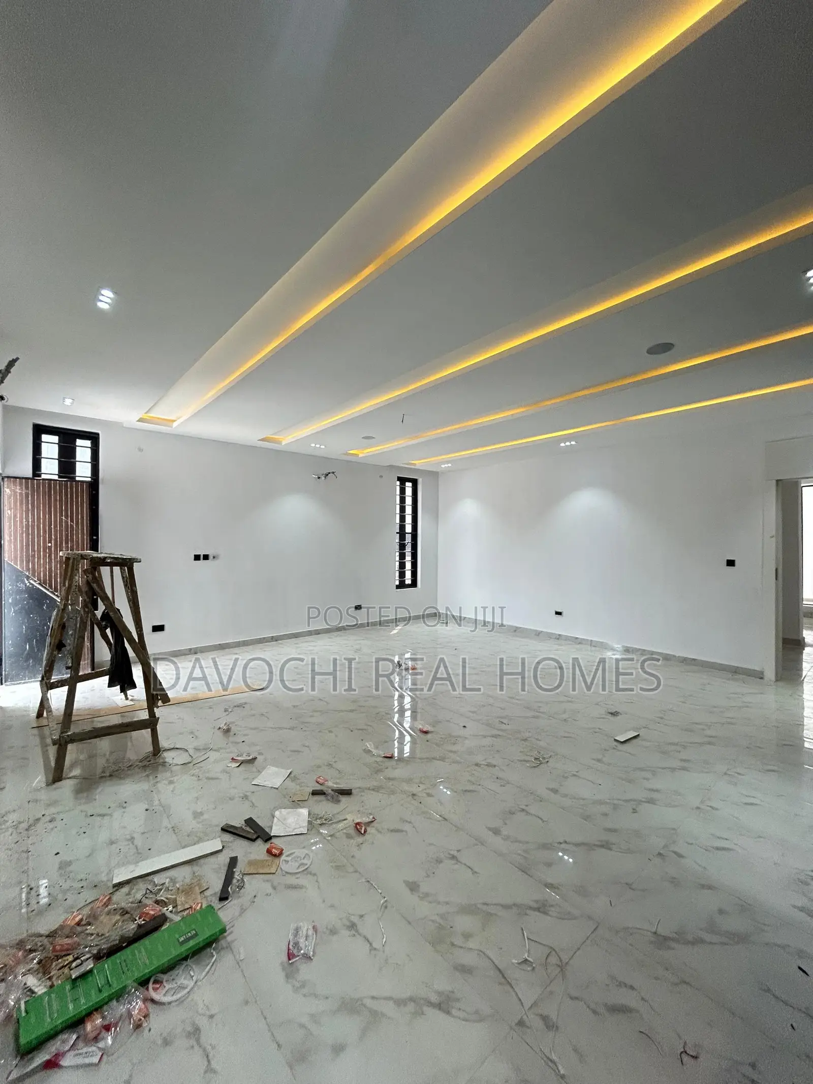 Furnished 5bdrm Duplex in Idado, Lekki Phase1 for sale in Lekki Phase 1