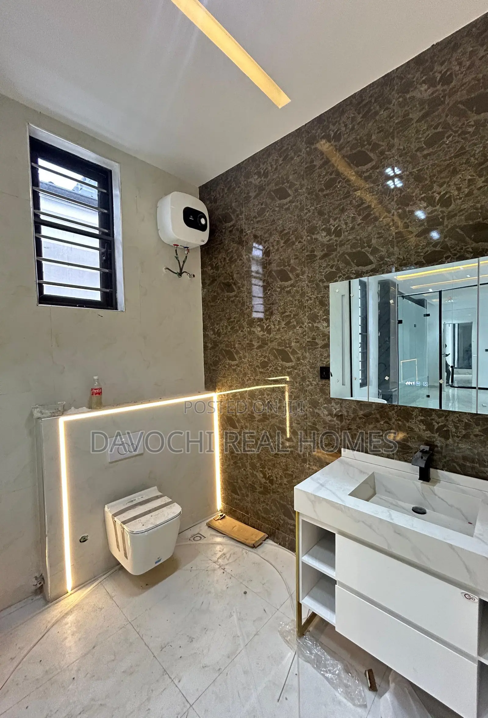 Furnished 5bdrm Duplex in Idado, Lekki Phase1 for sale in Lekki Phase 1