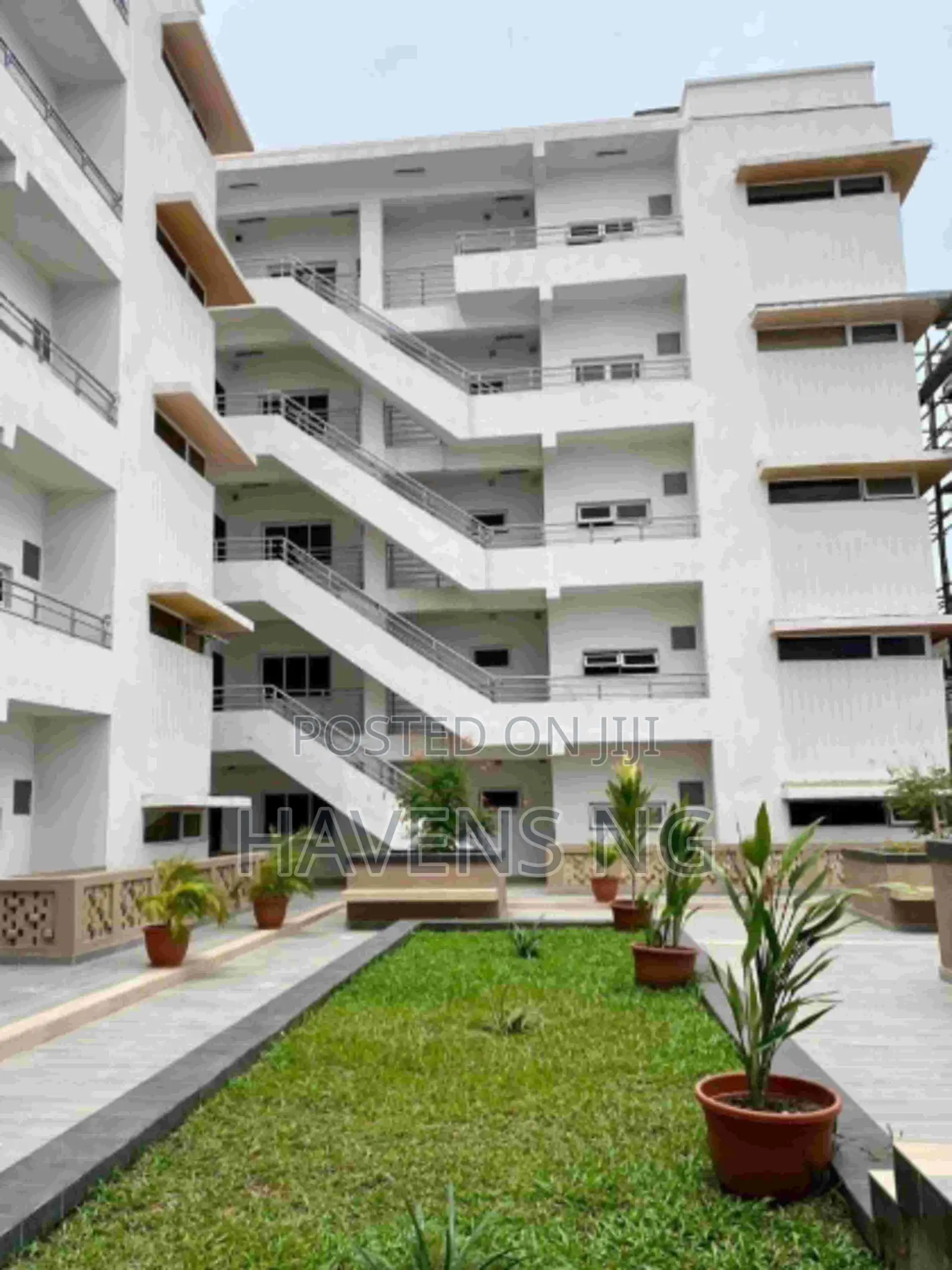 Studio Apartment With Swimming Pool Wine Cellar in Ikate