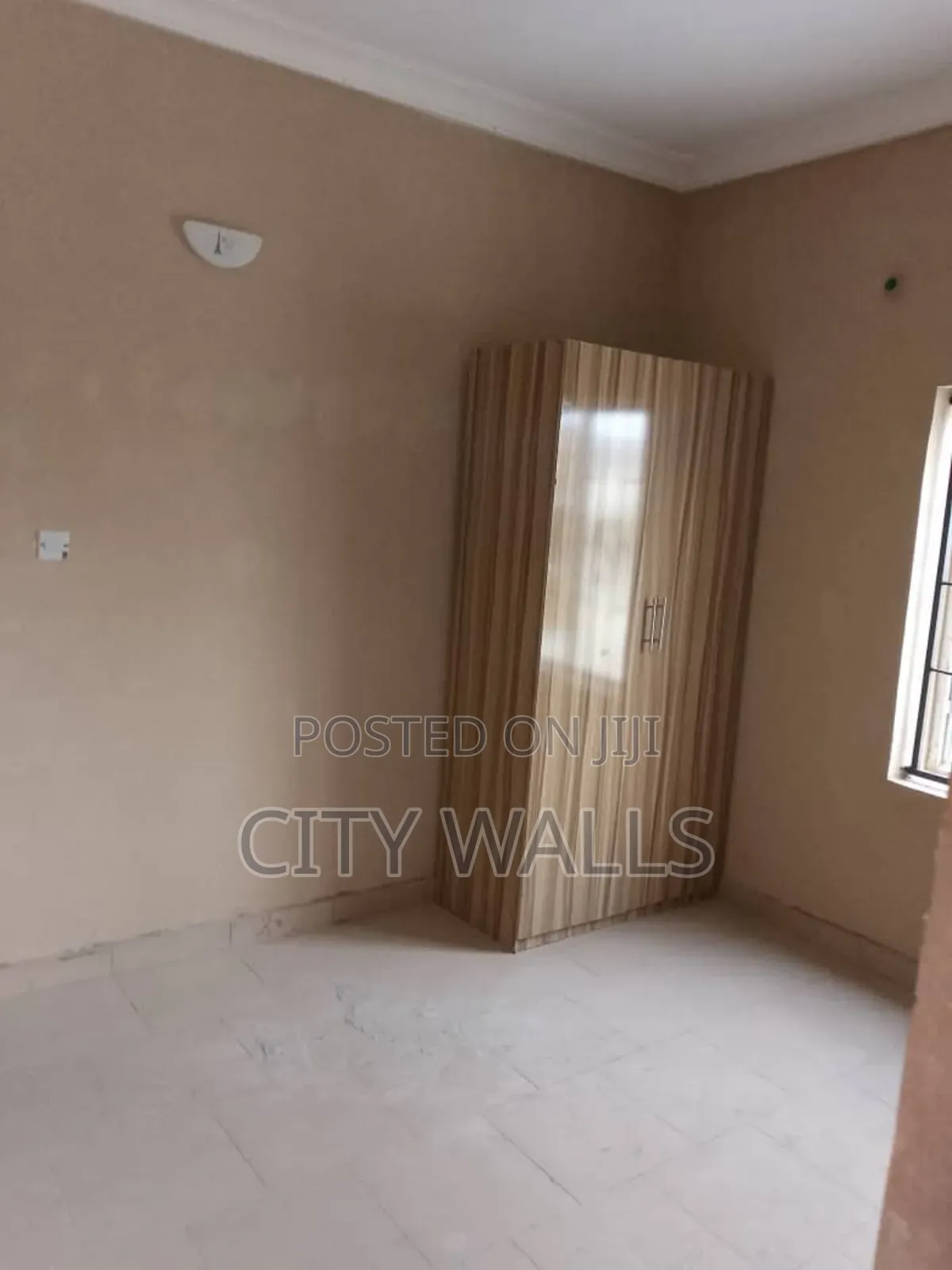 2bdrm Block of Flats in Ogombo for rent in Ogombo