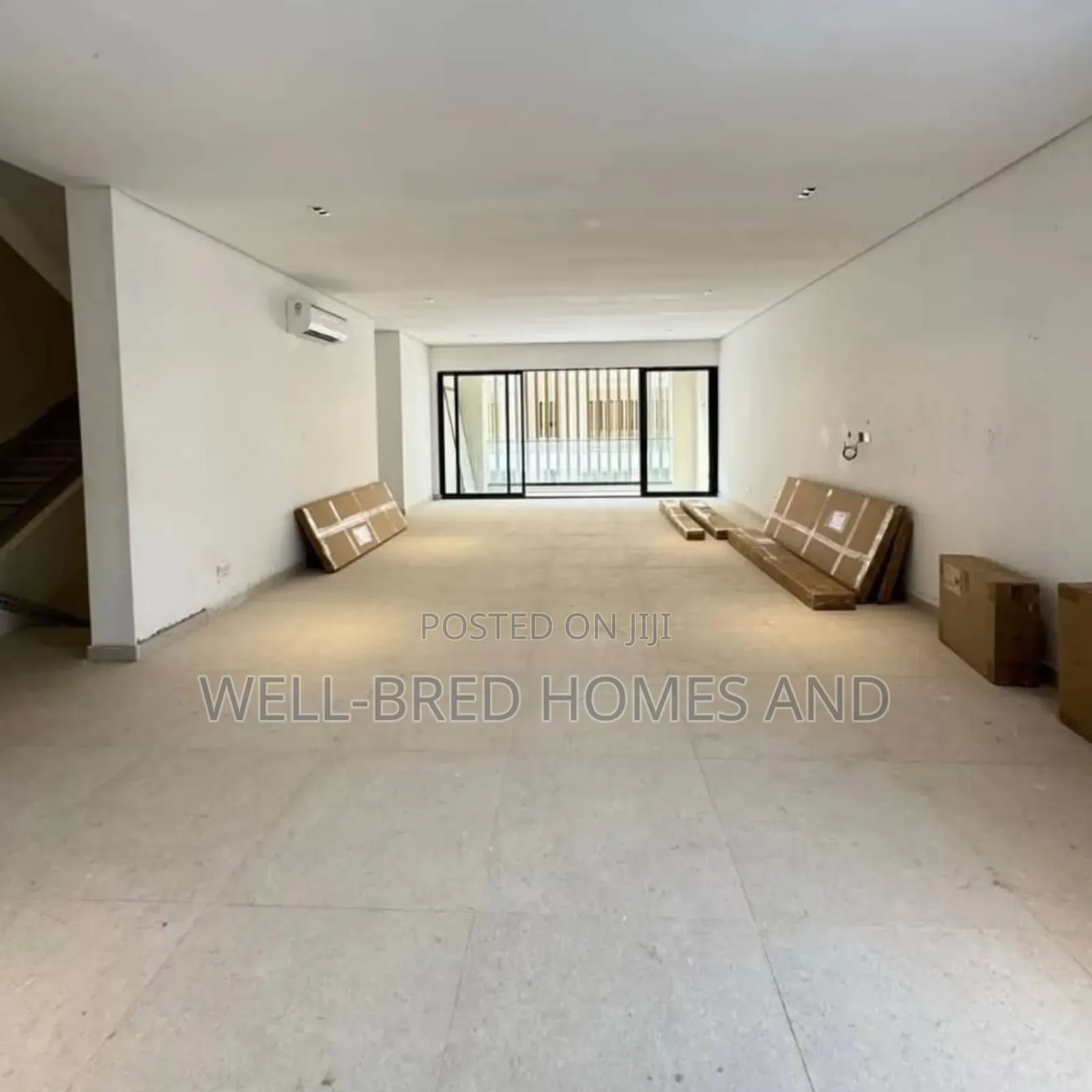 5bdrm Duplex in Banana Island for sale in Banana Island