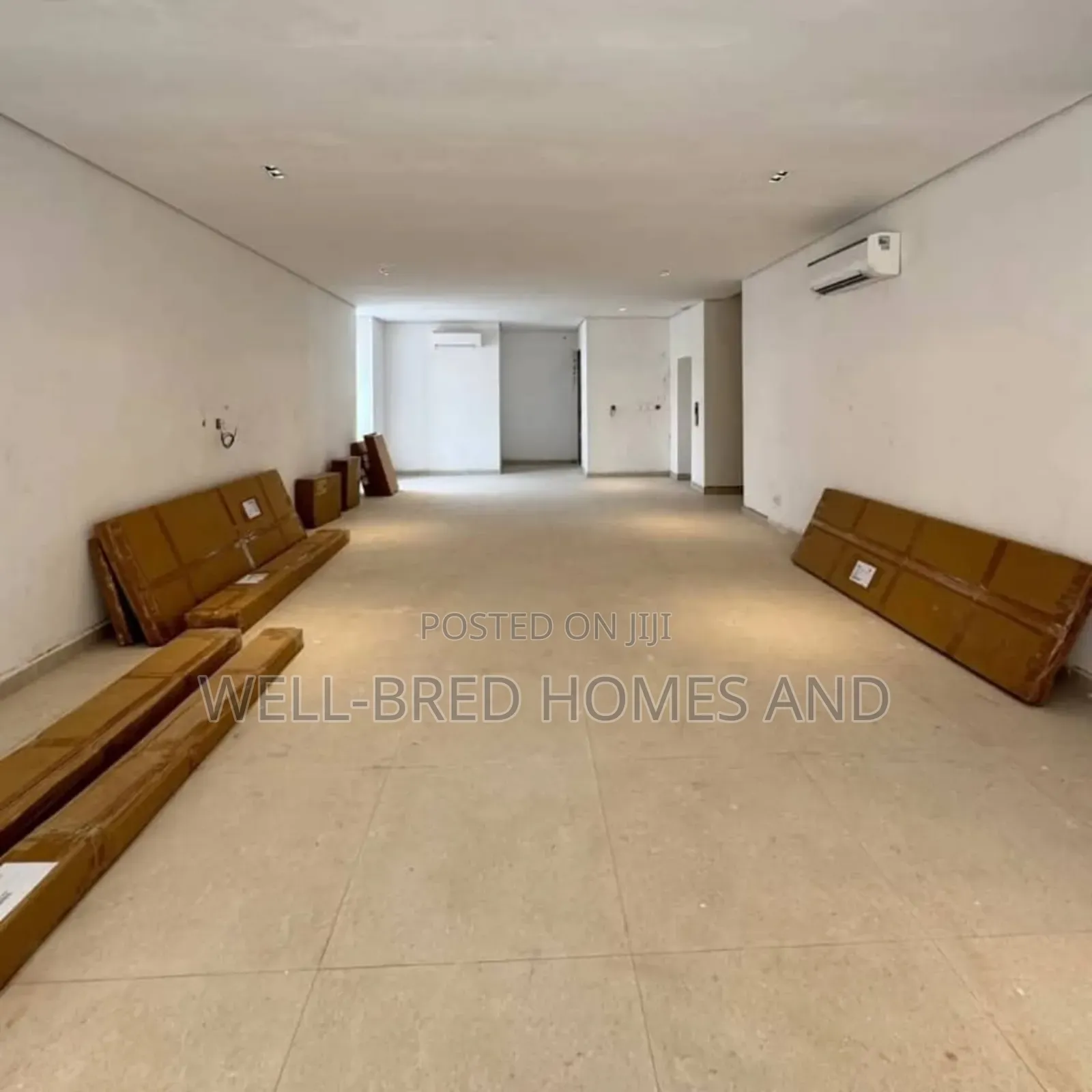 5bdrm Duplex in Banana Island for sale in Banana Island