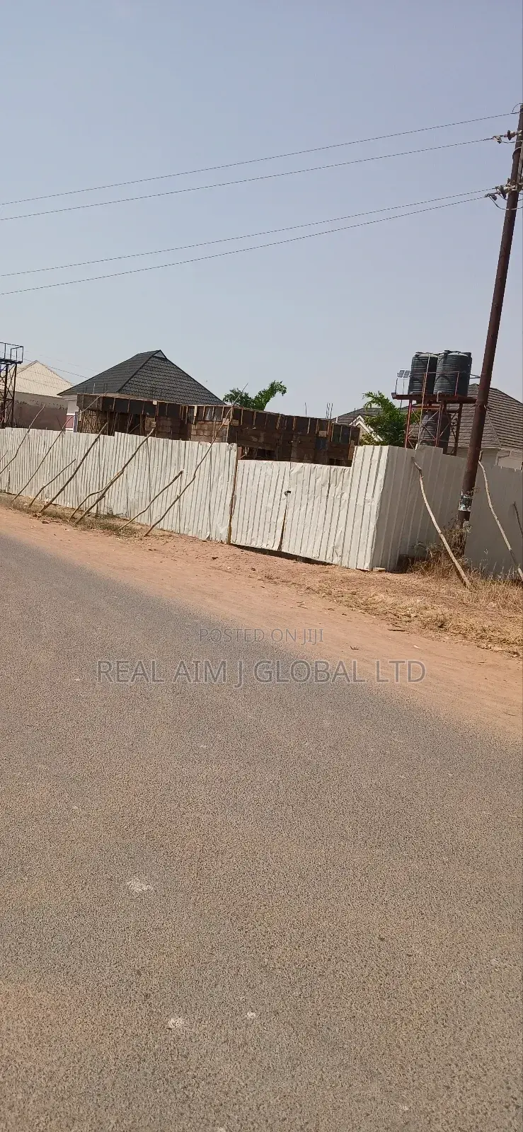 2 Plots Fence With Gate at Guratop Rayfield Jos South in Jos