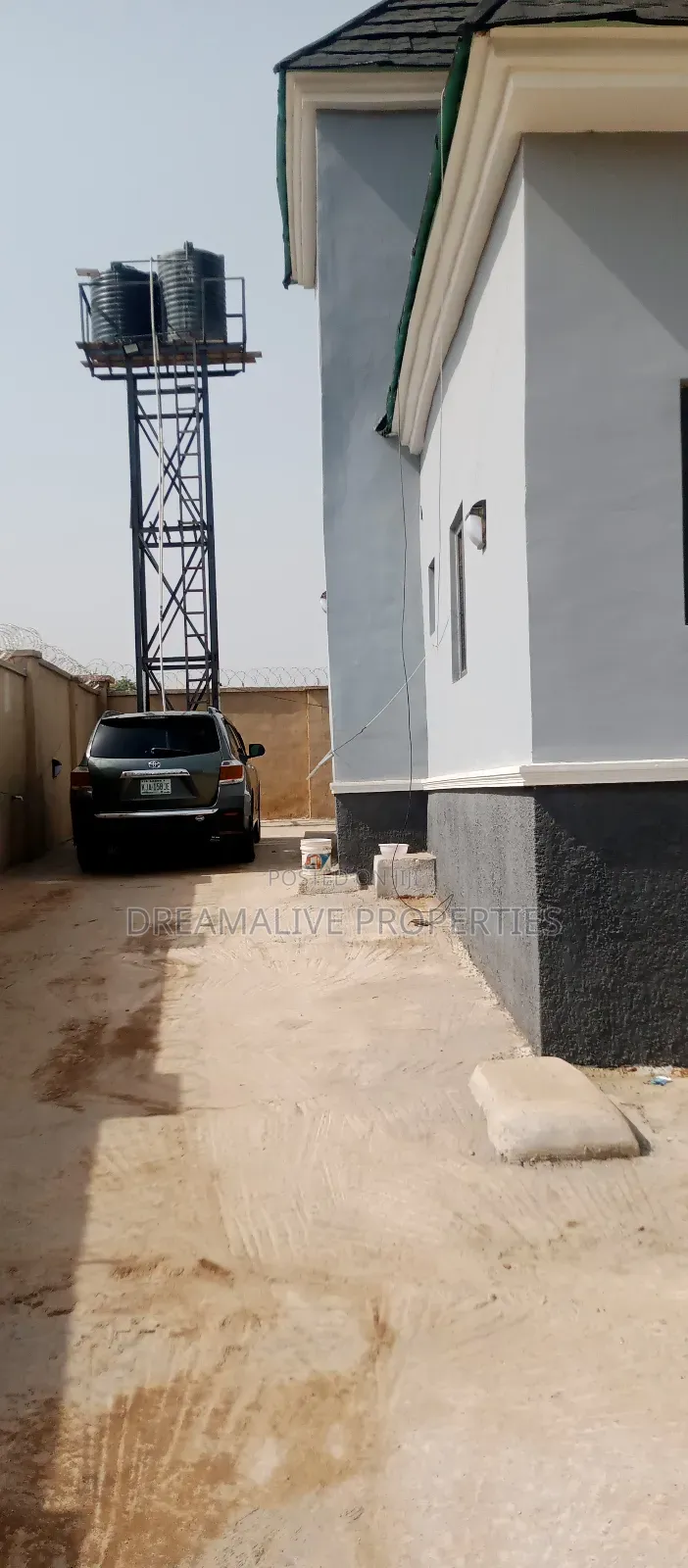 4bdrm Duplex in An Estate, Ushafa for sale in Ushafa