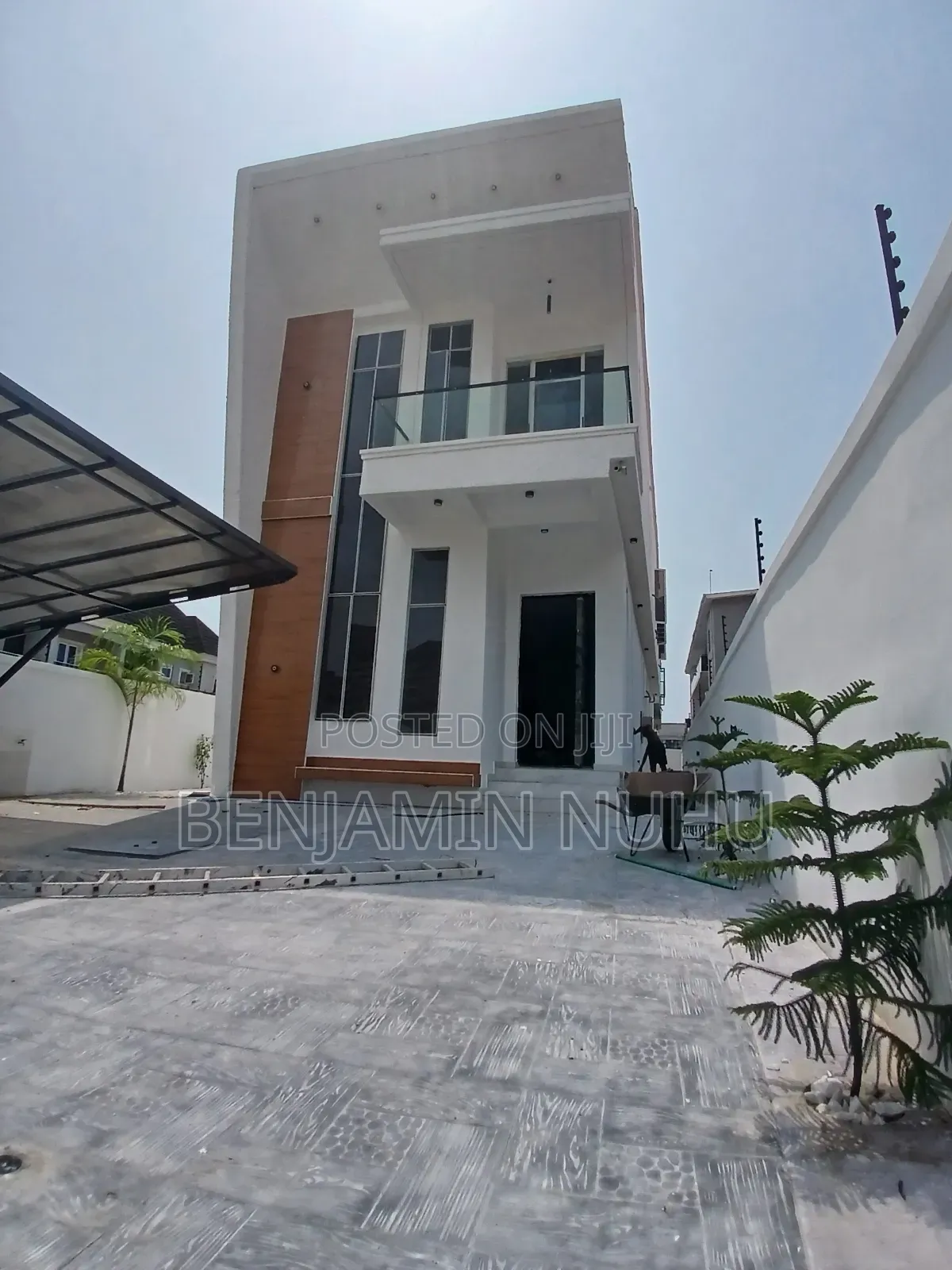 5bdrm Duplex in Oakland Estate, Ajah for sale in Ajah