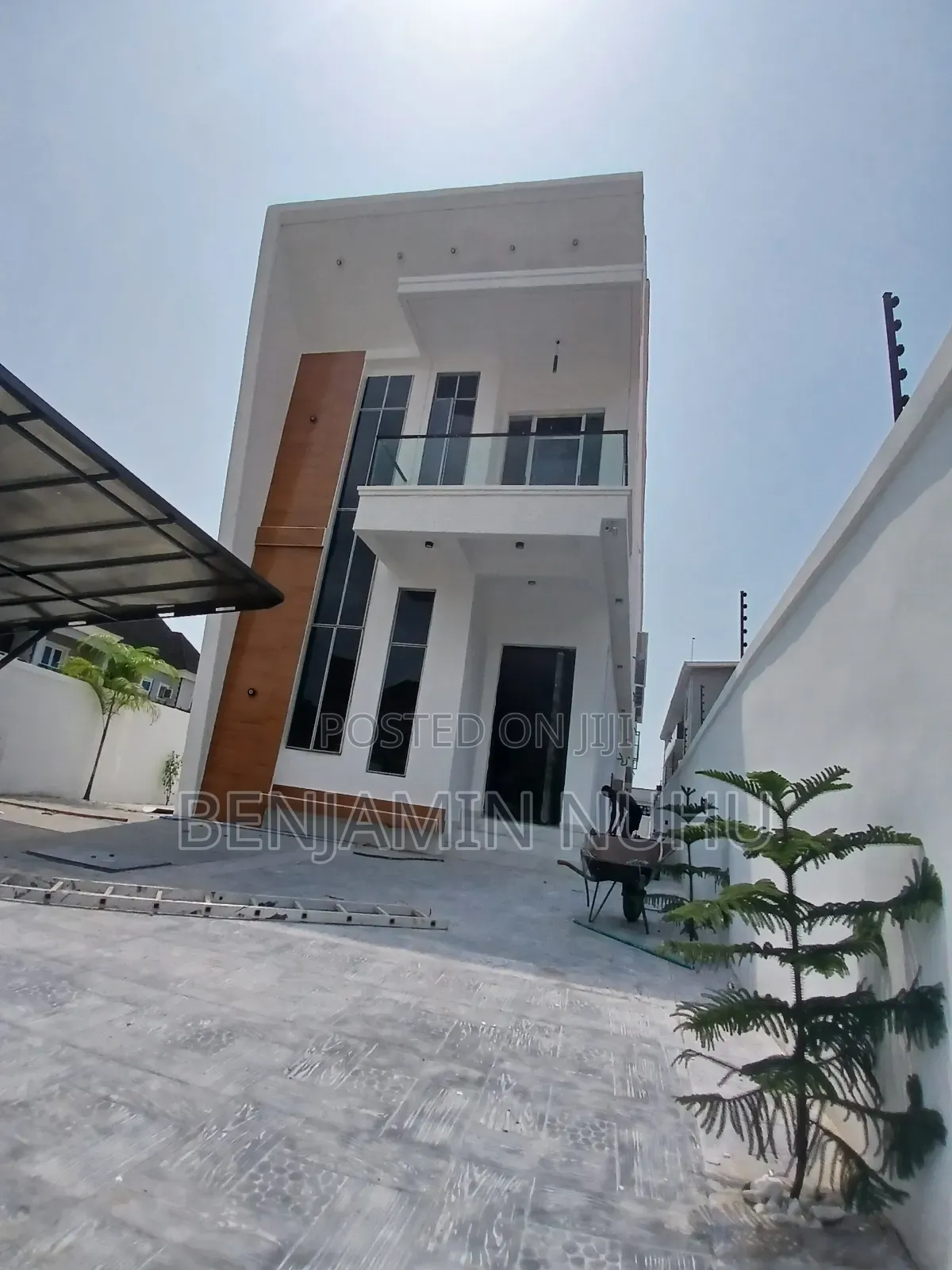 5bdrm Duplex in Oakland Estate, Ajah for sale in Ajah