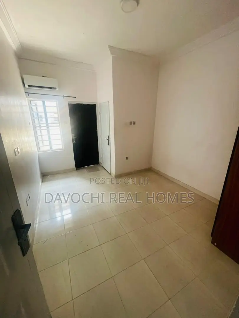 2bdrm Apartment in Ikota, Lekki for rent in Ikota