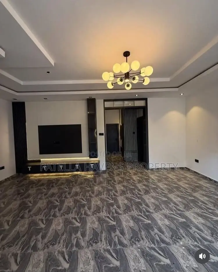 2bdrm Apartment in Lugbe District for sale in Lugbe District