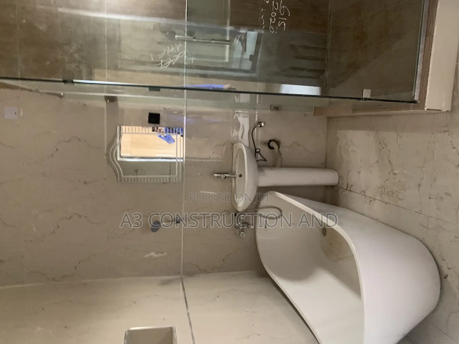 5bdrm Duplex in Okebadan Estate, Ibadan for sale in Ibadan