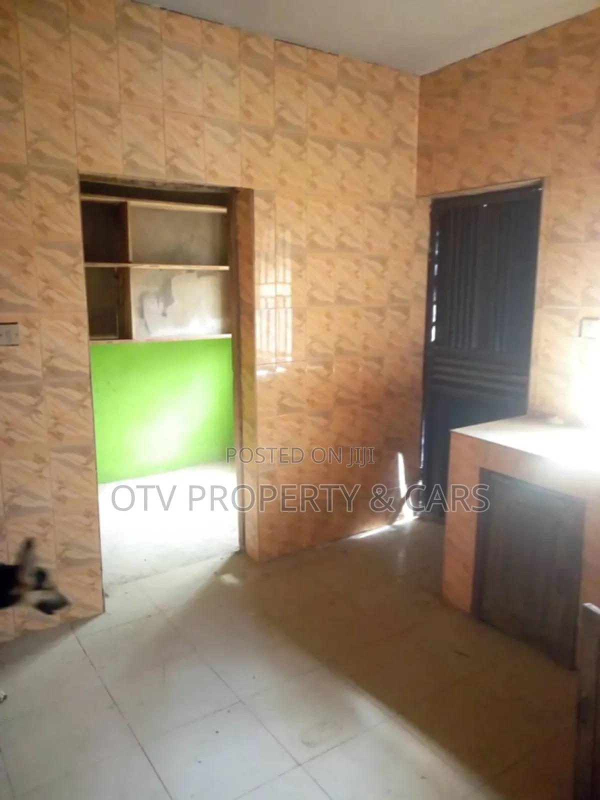 6bdrm Block of Flats in Aregbe Elewe Eran , Ewekoro for sale in Ewekoro