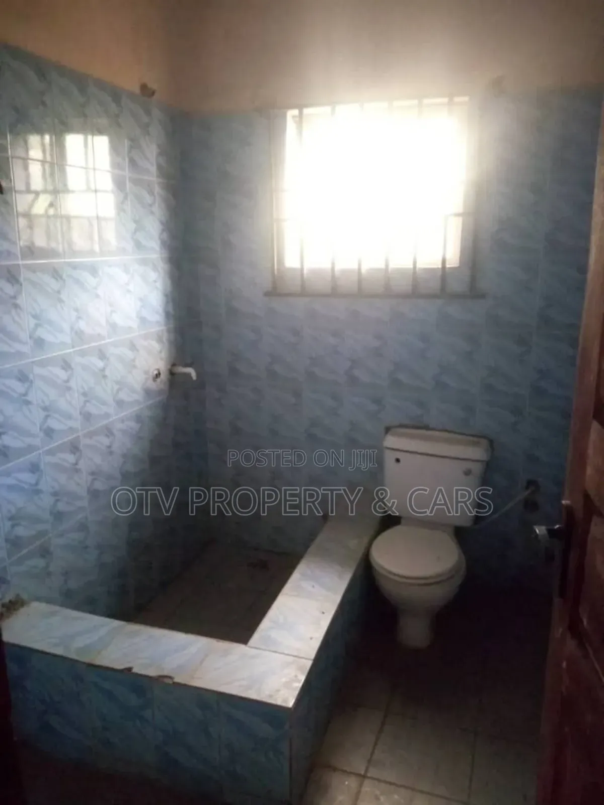 6bdrm Block of Flats in Aregbe Elewe Eran , Ewekoro for sale in Ewekoro