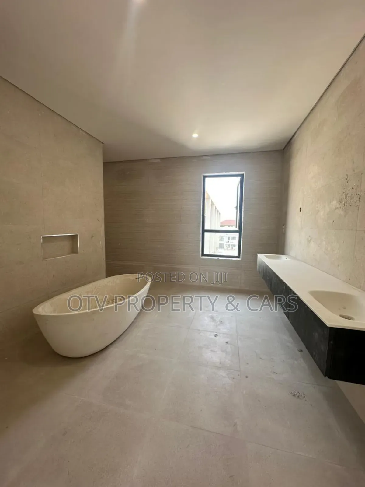 Furnished 5bdrm Duplex in Banana Island for sale in Banana Island