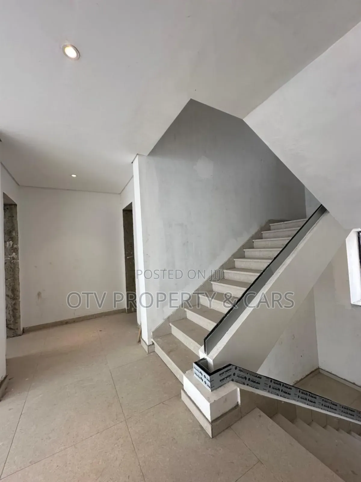 Furnished 5bdrm Duplex in Banana Island for sale in Banana Island
