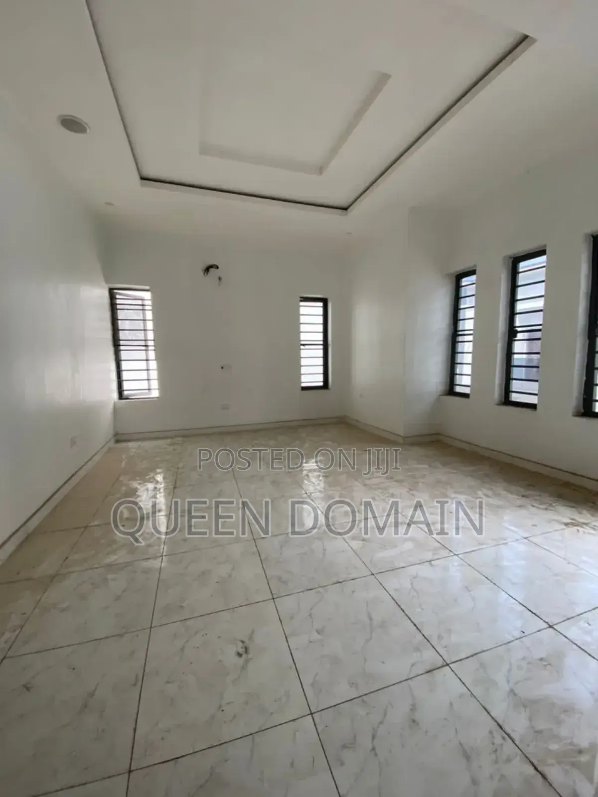 4bdrm Duplex in Secured Estate, Lekki for sale in Lekki