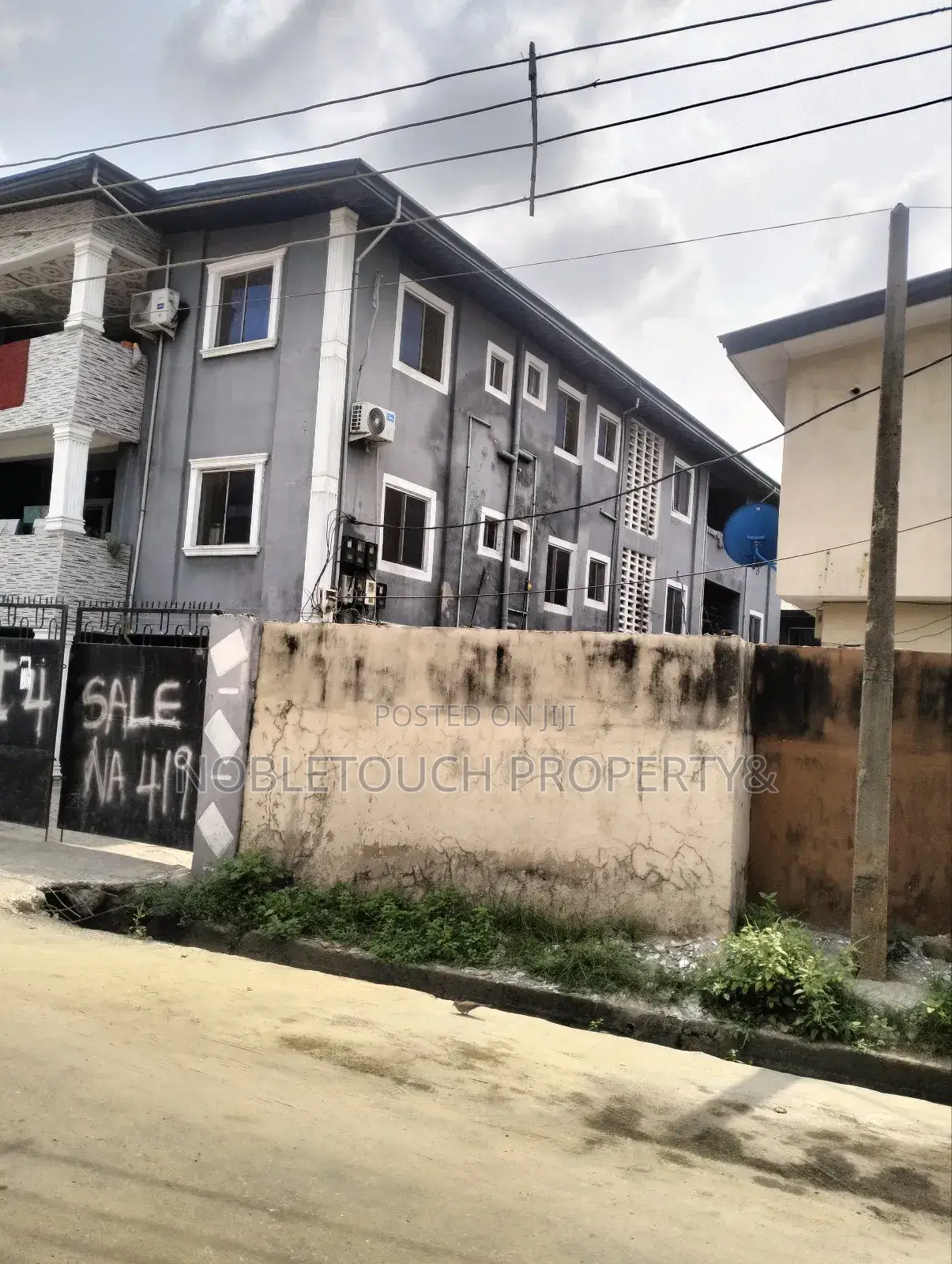 2bdrm Block of Flats in Aguda Surulere Lagos for sale in Aguda / Surulere
