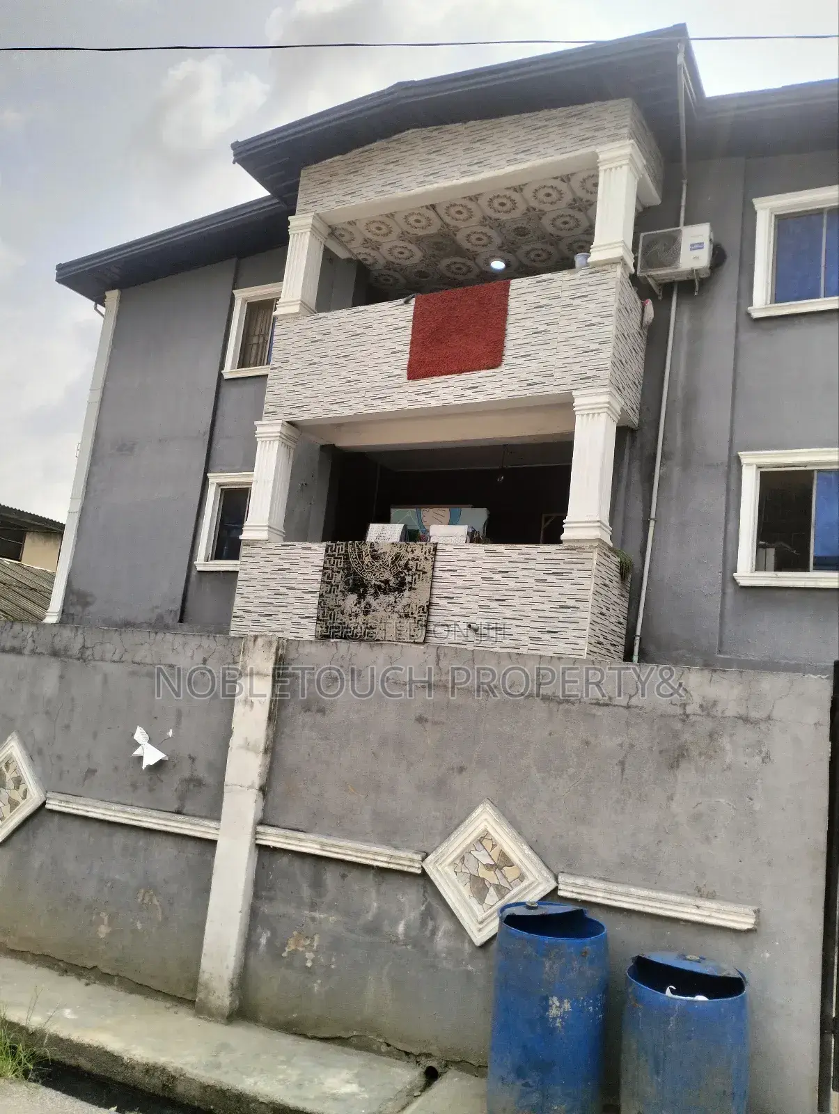 2bdrm Block of Flats in Aguda Surulere Lagos for sale in Aguda / Surulere