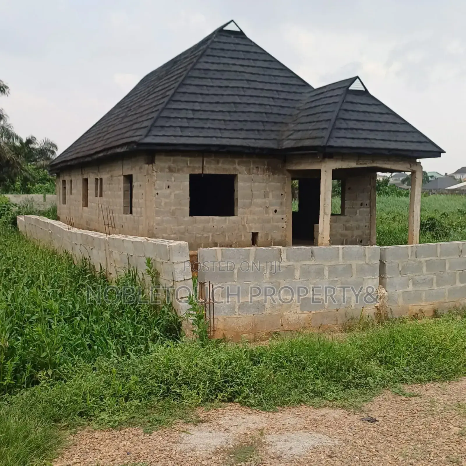3bdrm Bungalow In Ikola Ipaja Lagos For Sale in Ipaja