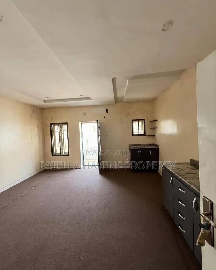 3bdrm Duplex in Jabi for sale in Jabi