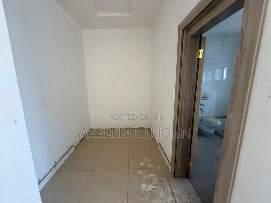 4bdrm Townhouse/Terrace in Wuye for sale in Wuye