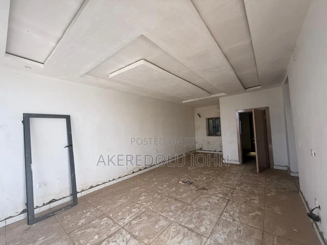 4bdrm Townhouse/Terrace in Wuye for sale in Wuye