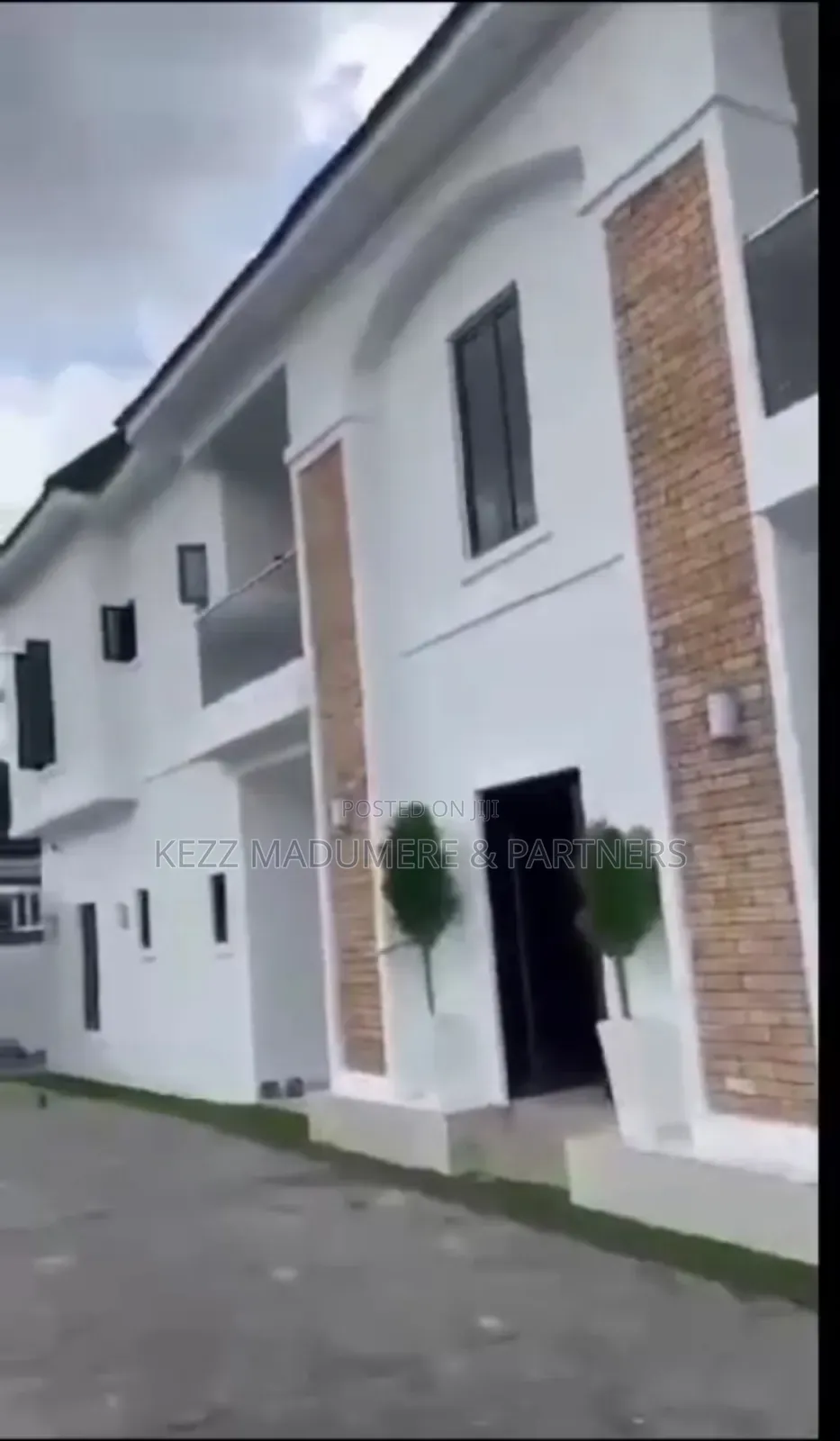 4bdrm Block of Flats in Thinker'S Corner, for sale in Enugu