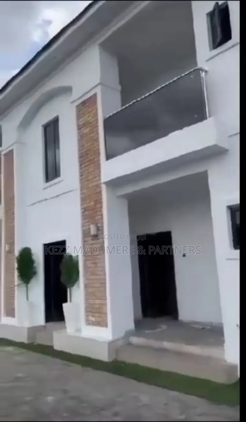 4bdrm Block of Flats in Thinker'S Corner, for sale in Enugu