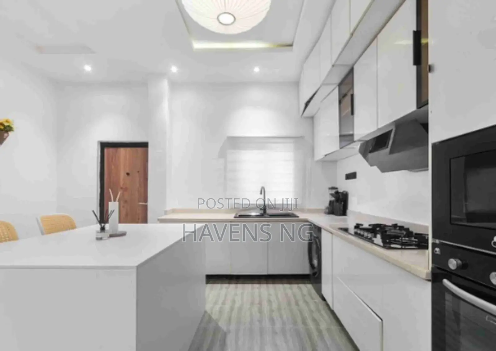 Luxurious Cozy 2-Bedroom Apartment in Lekki Phase 1