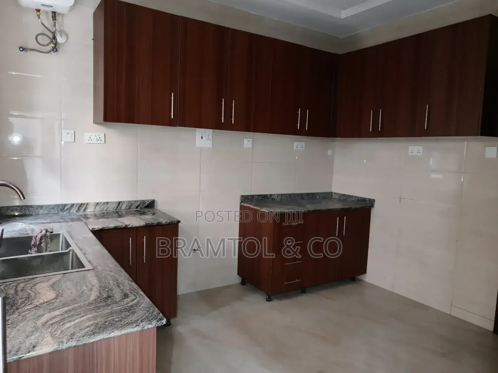 4bdrm Townhouse / Terrace in Wuye for rent in Wuye