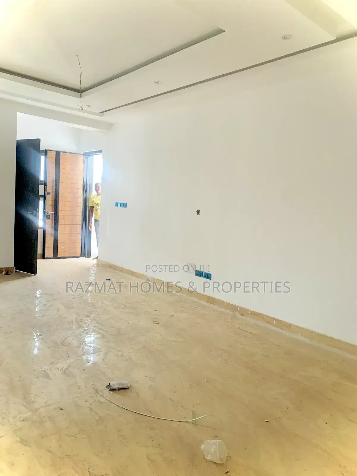 4bdrm Duplex in Alaka/Iponri for sale in Alaka/Iponri