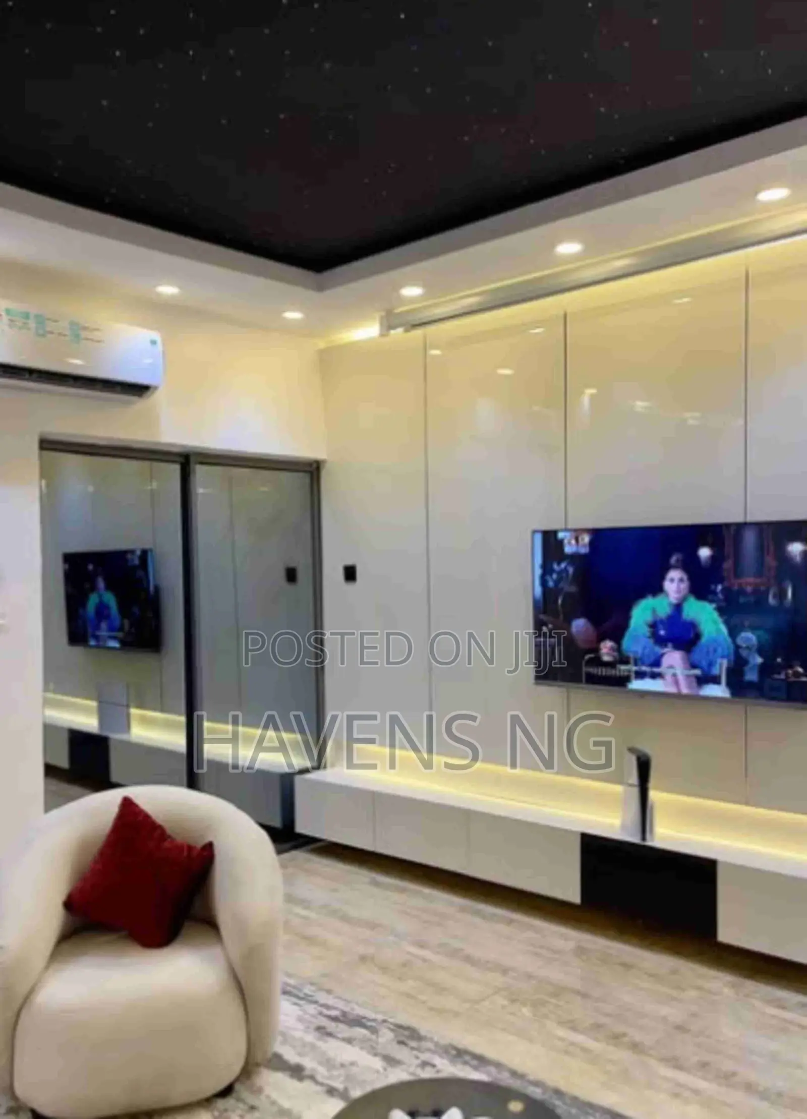 1-Bedroom Apartment With Cinema PS5 in Ikate