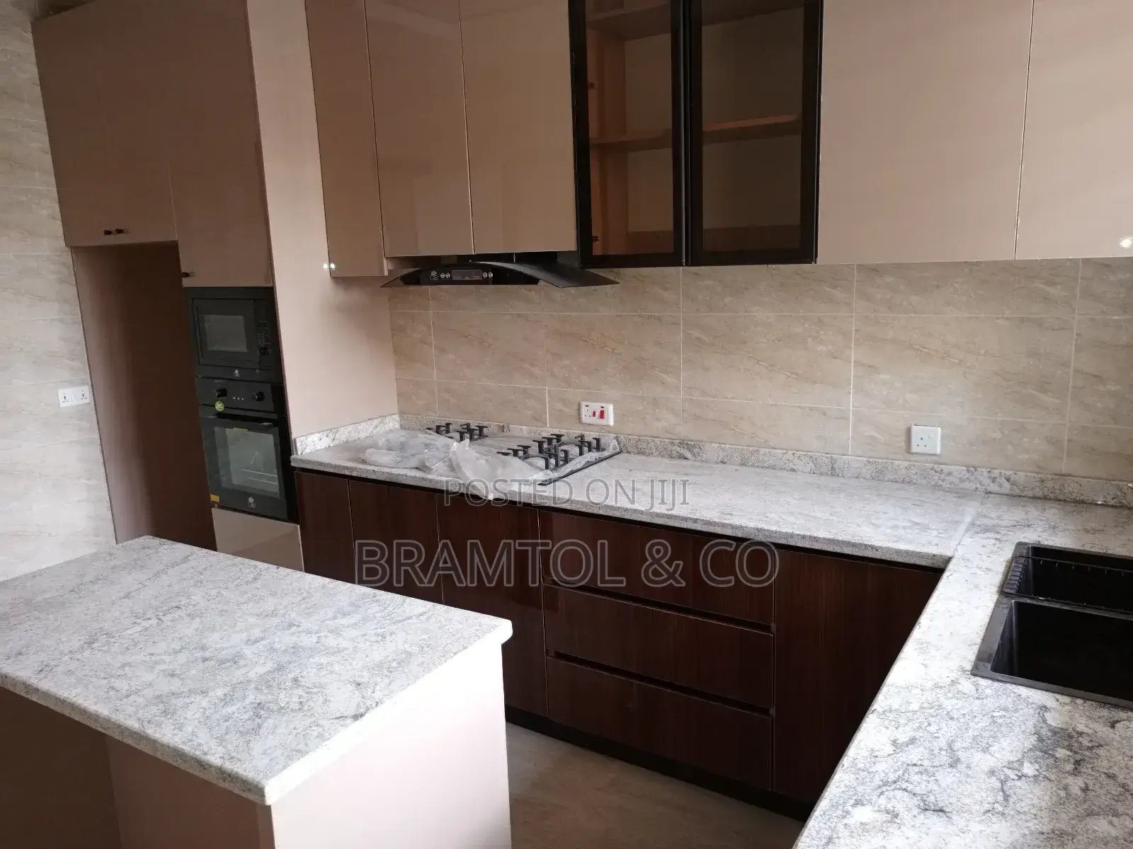 4bdrm Townhouse / Terrace in Wuse 2 for rent in Wuse 2