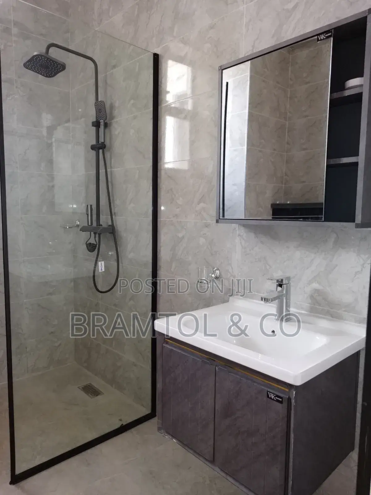 4bdrm Townhouse/Terrace in 600, Wuse 2 for Sale in Wuse 2
