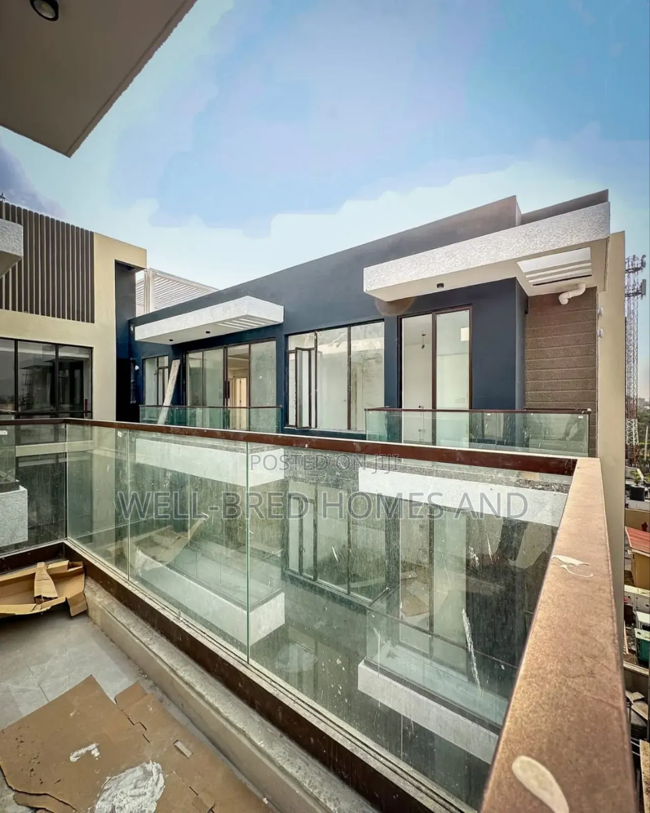 3bdrm Apartment in Lekki Phase 1 Lagos for sale in Lekki Phase 1