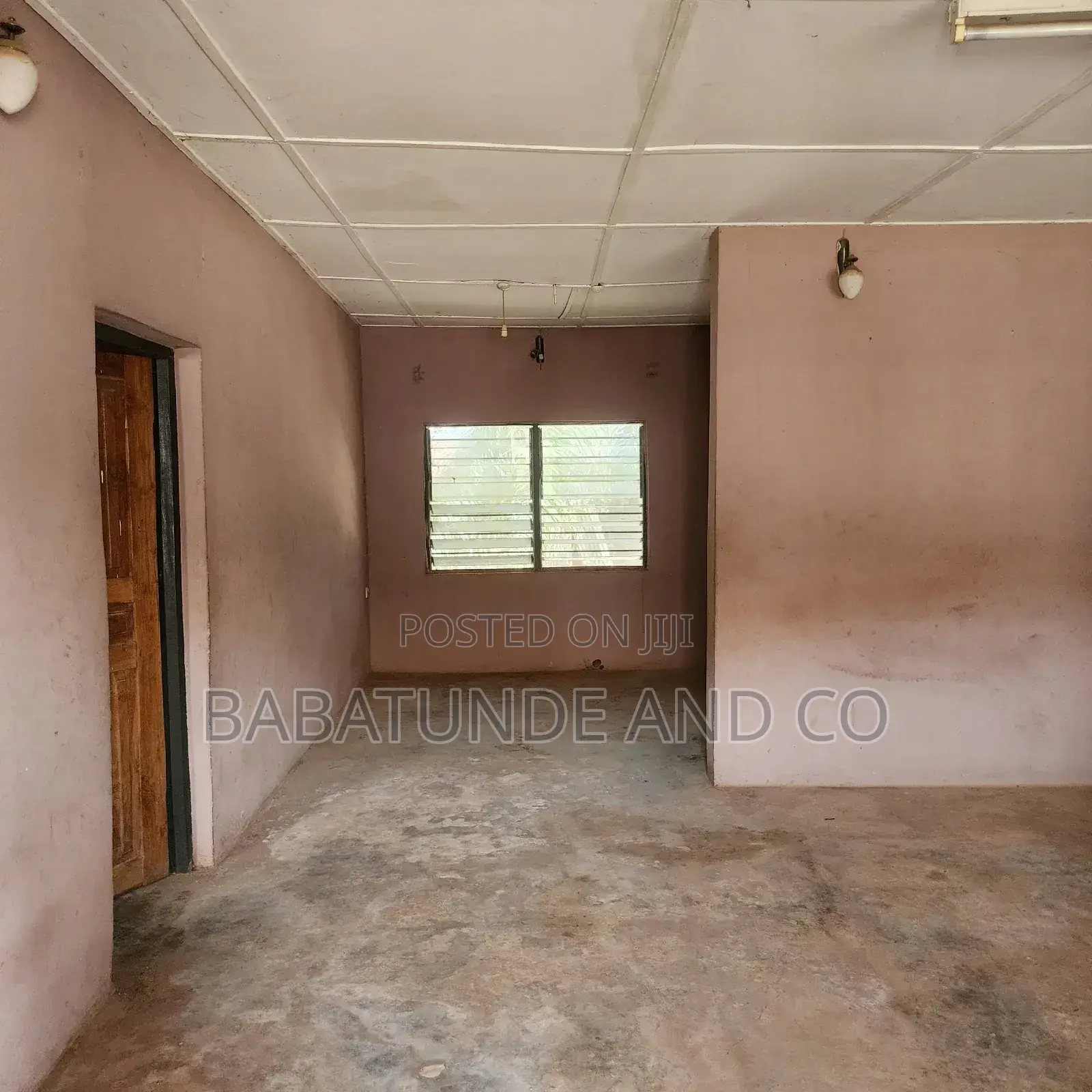 3bdrm Block of Flats in Moniya for sale in Moniya