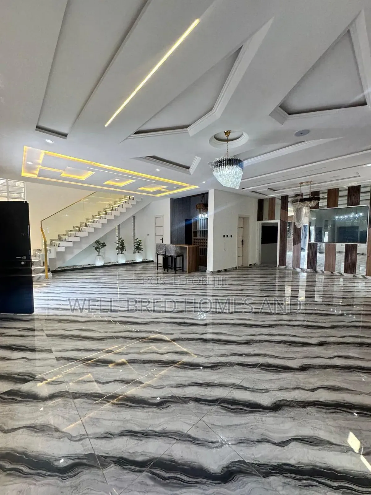 5bdrm Duplex in Lekki County for sale in Lekki