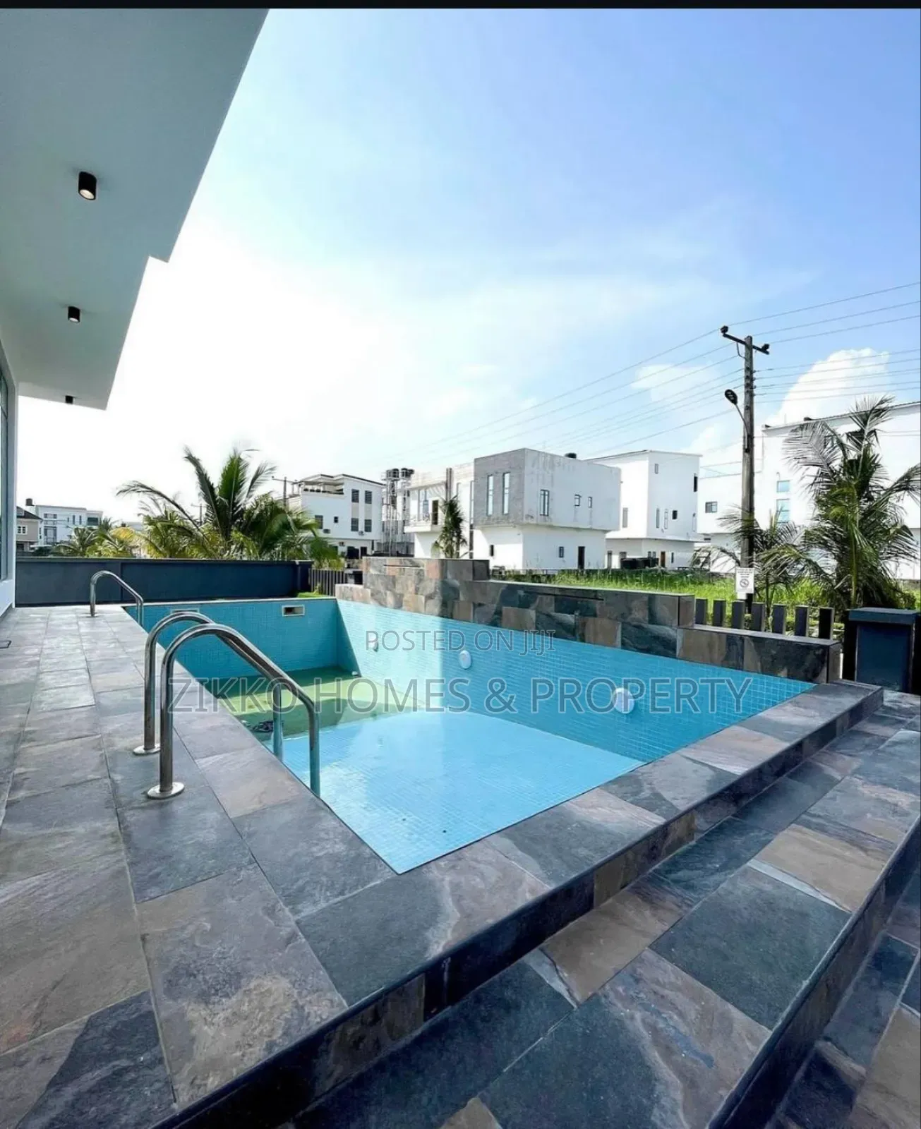 5bdrm Duplex in Osapa London, Lekki for sale in Lekki