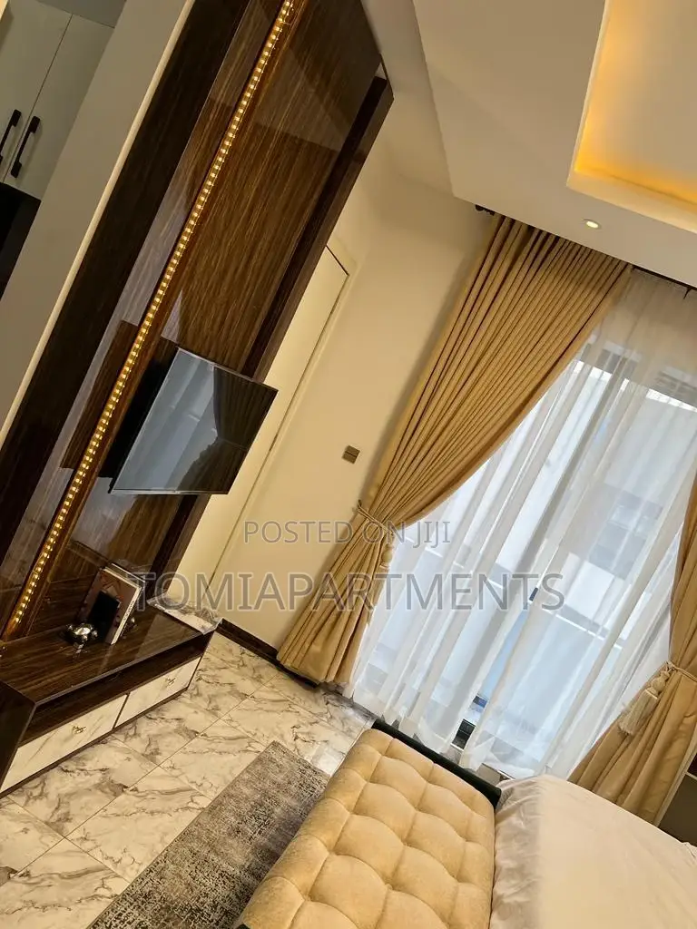 4 Bedroom Duplex Shortlet With Pool and Gym in Lekki Phase 1 in Lekki