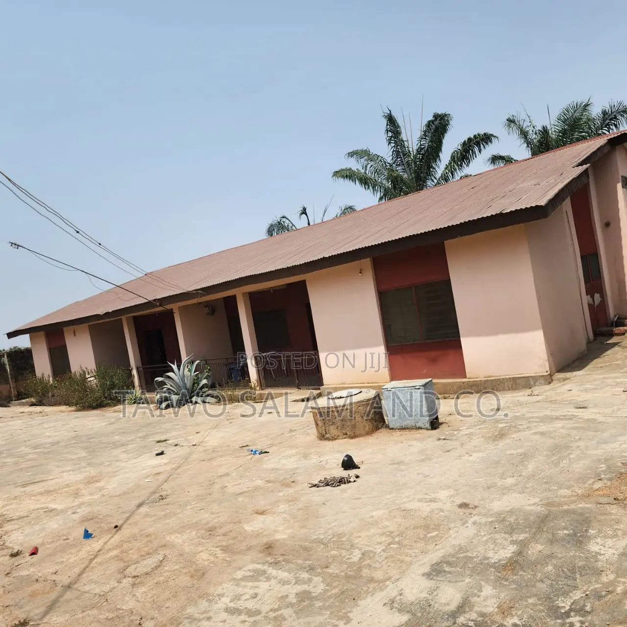 3bdrm Block of Flats in Moniya for sale in Moniya