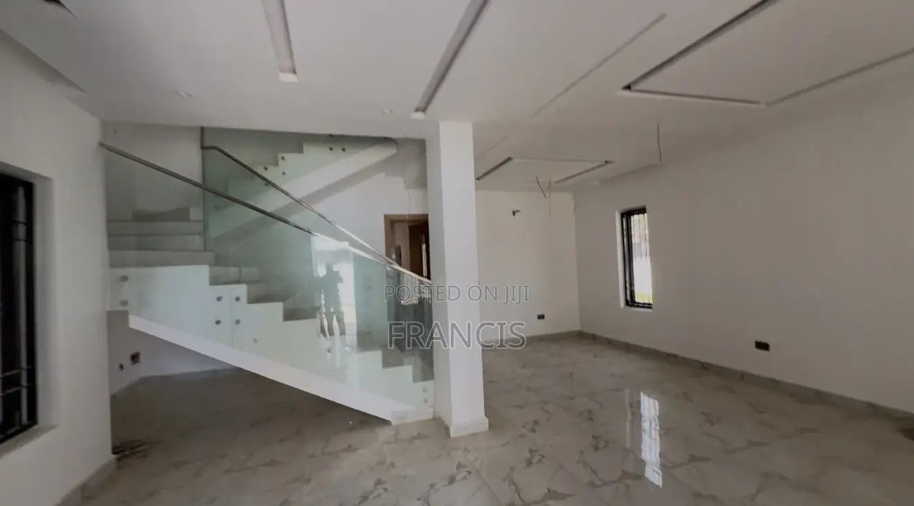 4bdrm Townhouse/Terrace in Jahi for sale in Jahi