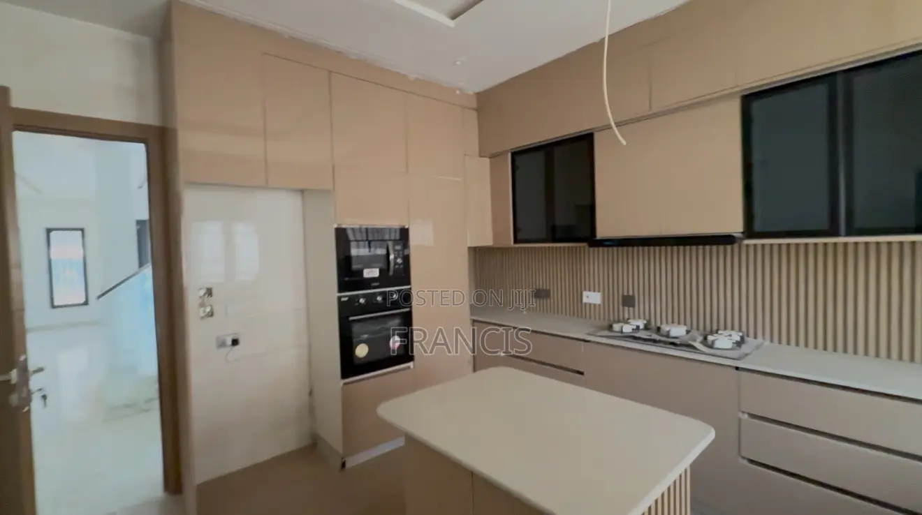 4bdrm Townhouse/Terrace in Jahi for sale in Jahi