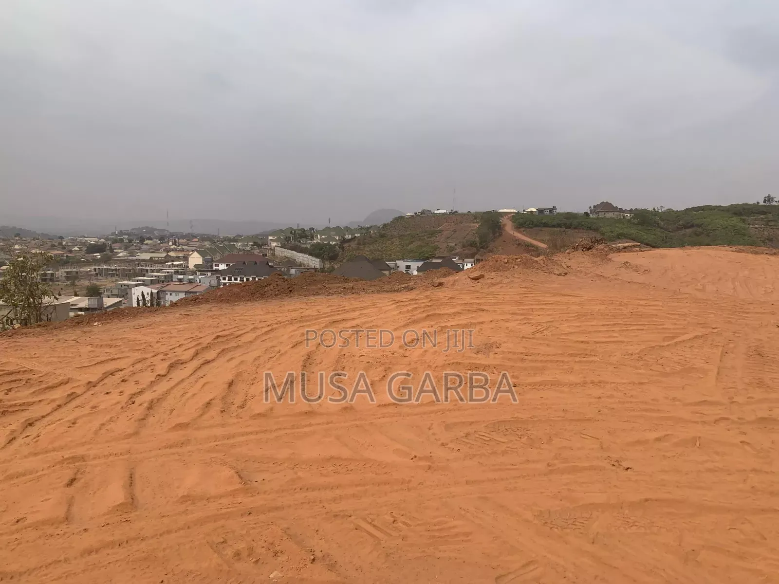 Scenic Views: Plot Sale for Less Than 150m in Guzape in Guzape District