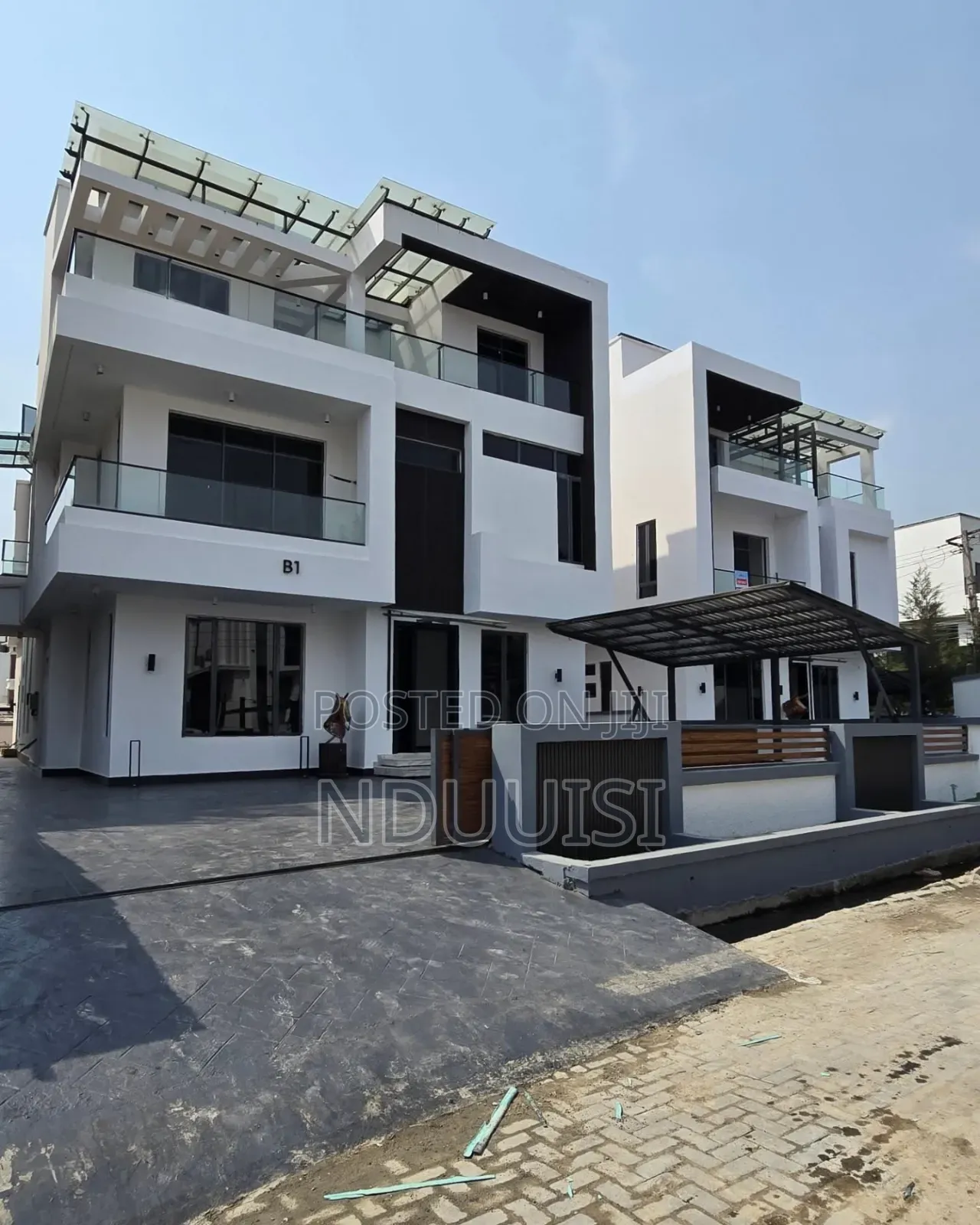5bdrm Duplex in Lekki County Homes for sale in Lekki