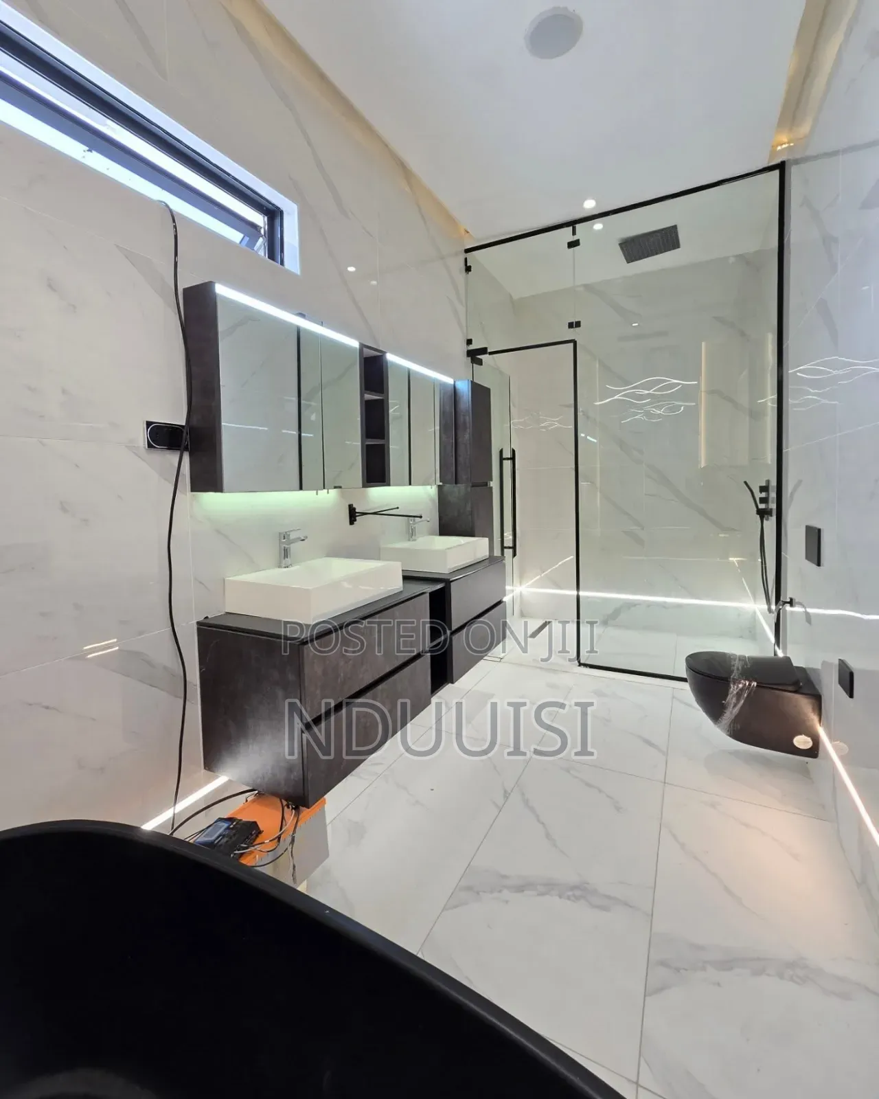 5bdrm Duplex in Lekki County Homes for sale in Lekki