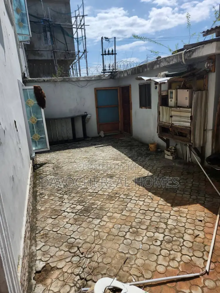 5bdrm Duplex in Ikota Gra, Lekki for rent in Ikota