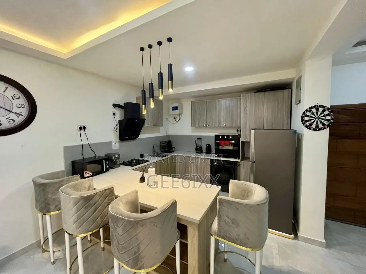 3 Bedroom Duplex With 2 Living Rooms, Rooms Are Spacieuse in Lekki Phase 1
